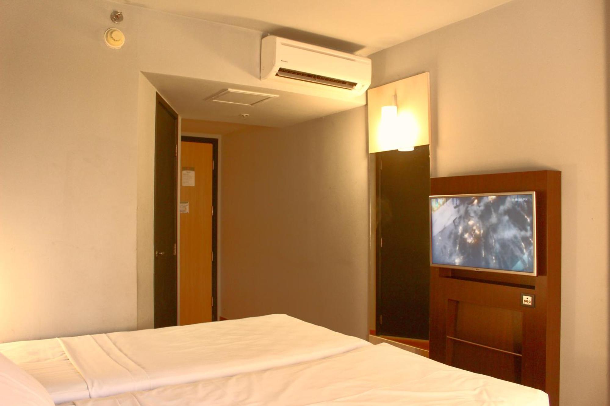 Ibis Joao Pessoa Praia Exterior foto